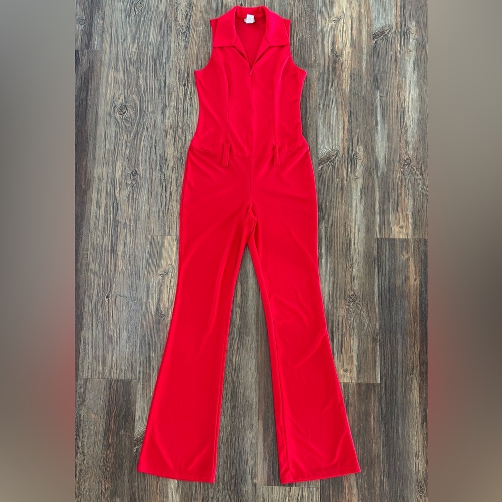 Vtg Venus Red Sleeveless V-Neck Jumpsuit Womens M NO BELT USA Christmas Party